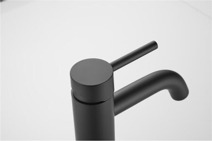 SaniClear Wastafelkraan Plus | Opbouw | Mengkraan | Hoog model | 1-hendel | Rond | Mat zwart - Foto 3