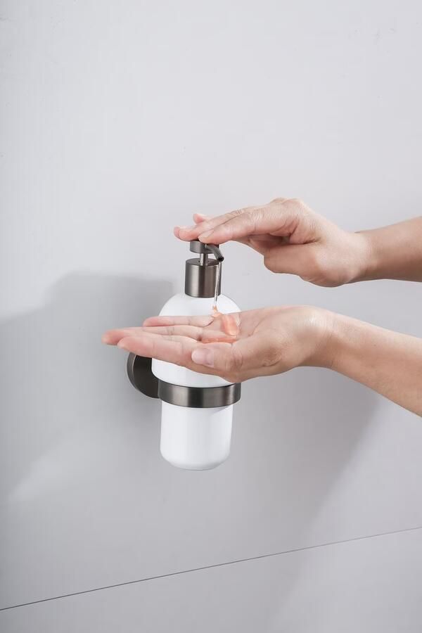 SaniClear Zeepdispenser Iron | Wandmontage | Messing | Rond | Verouderd ijzer Gunmetal