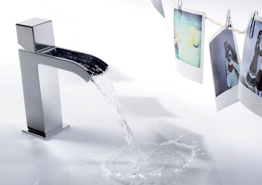 Tres Wastafelkraan Cuadro | Opbouw | Mengkraan | Waterval uitloop | Standaard model | 1-knop | Vierkant | Chroom - Foto 1