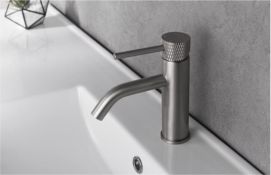 Wiesbaden Wastafelkraan Ribbd | Opbouw | Draaibare uitloop | Mengkraan | Standaard model | 1-hendel | Rond | Geborsteld staal PVD - Foto 3