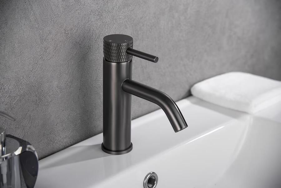 Wiesbaden Wastafelkraan Ribbd | Opbouw | Draaibare uitloop | Mengkraan | Standaard model | 1-hendel | Rond | Gunmetal PVD - Foto 2