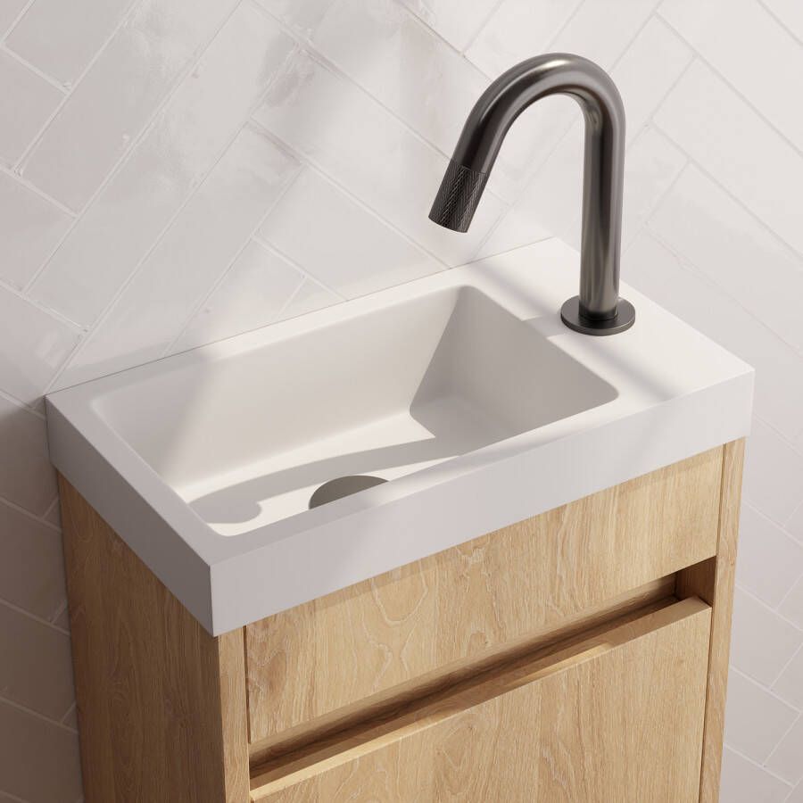 Brauer Gunmetal Carving opbouw fonteinkraan met gebogen uitloop gunmetal geborsteld PVD