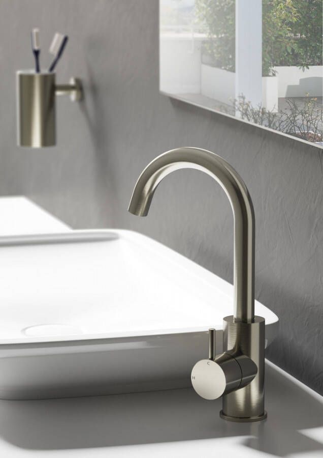 Hotbath Cobber 1-hendel wastafelmengkraan 27 8 cm hoog met draaibare uitloop van 13 5 cm geborsteld nikkel