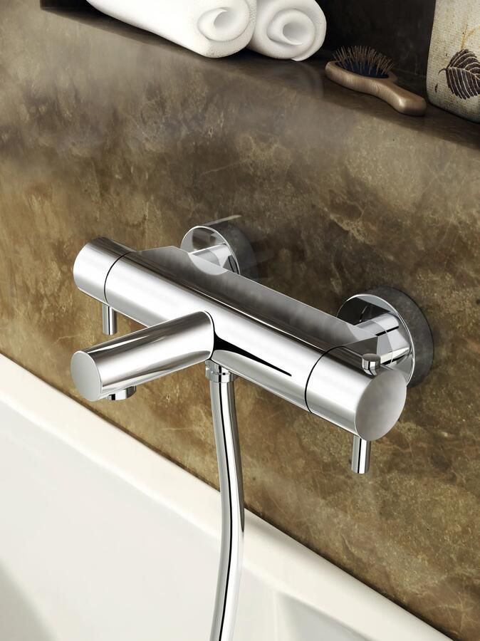 Hotbath Buddy Laddy Thermostatische Badkraan met uitloop zwart B022