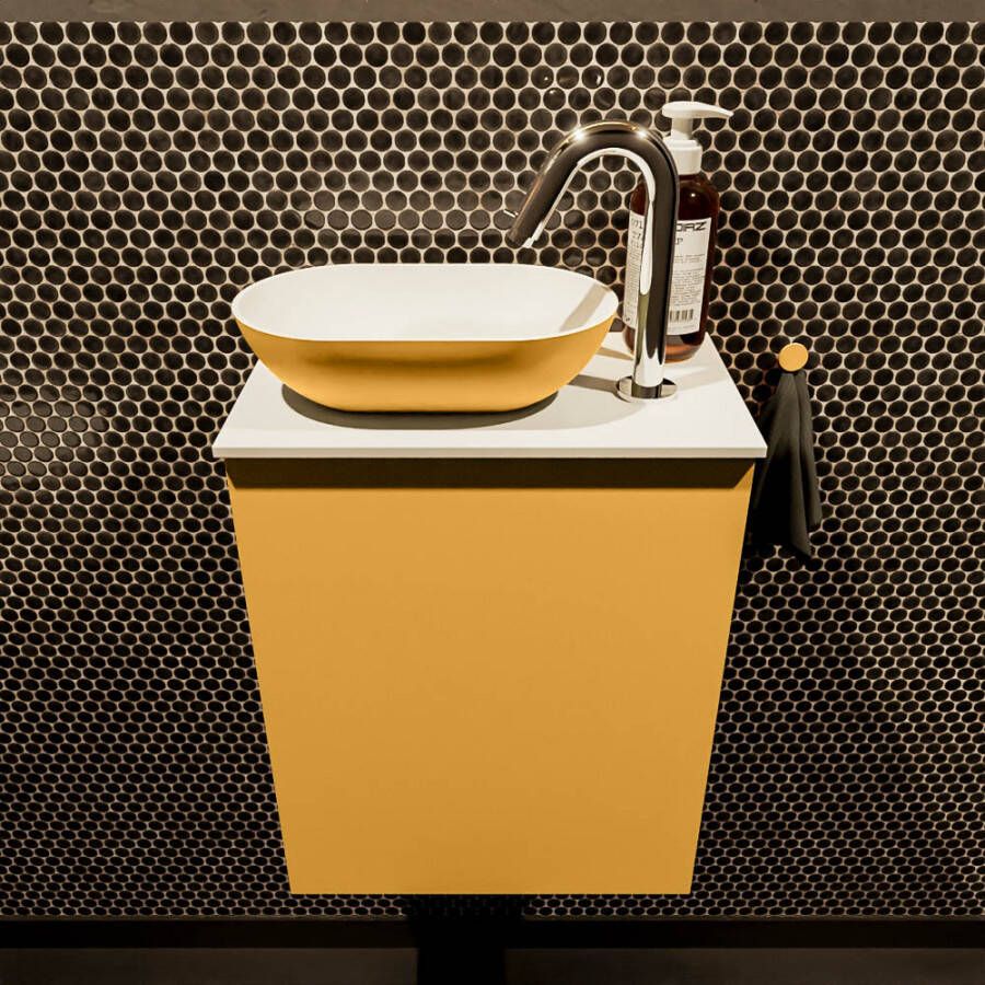 Mondiaz Fowy toiletmeubel 40x50x23cm ocher mat 1 kraangat wasbak: links 1 deur solid surface met blad MDF kleur wasbak: Oranje Wit FOWY59001ocherocher