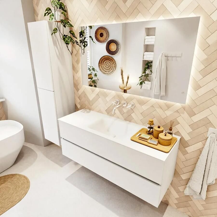 Mondiaz VICA 130cm badmeubel onderkast Talc 2 lades. Wastafel CLOUD midden zonder kraangat kleur Talc.