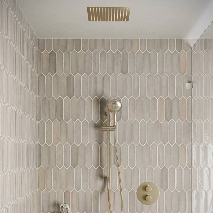 Saniclear Cube inbouw regendouche rond met inbouw douchekop 30x30cm glijstang en 2 standen handdouche geborsteld messing mat goud