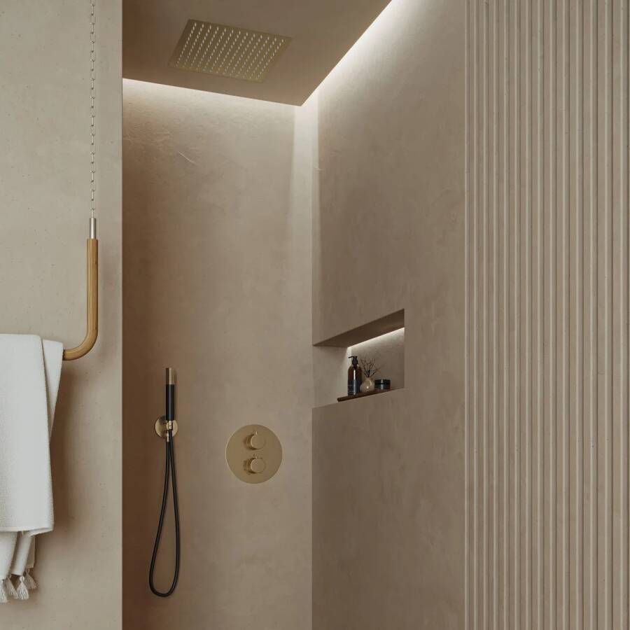 Saniclear Cube Pro inbouw regendouche rond met inbouw douchekop 30x30cm en staafhanddouche geborsteld messing mat goud