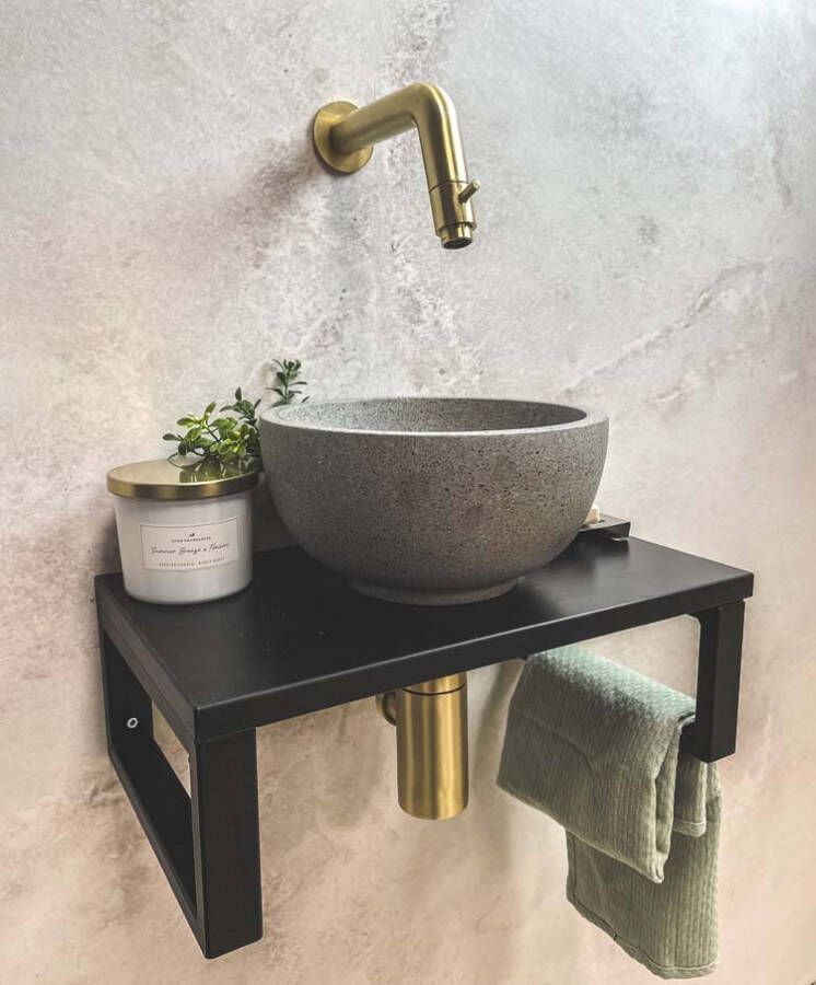 Saniclear Lovi fonteinset met grijze waskom en gouden kraan voor in het toilet