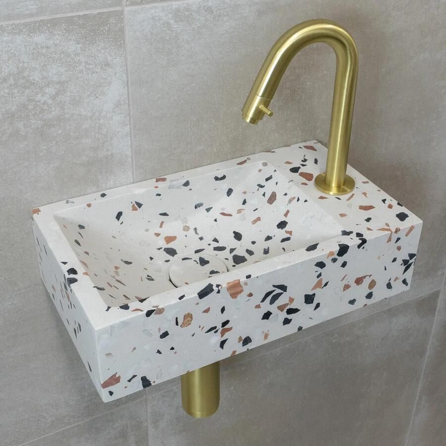 Saniclear Terrazzo fonteinset met gebogen kraan in geborsteld messing