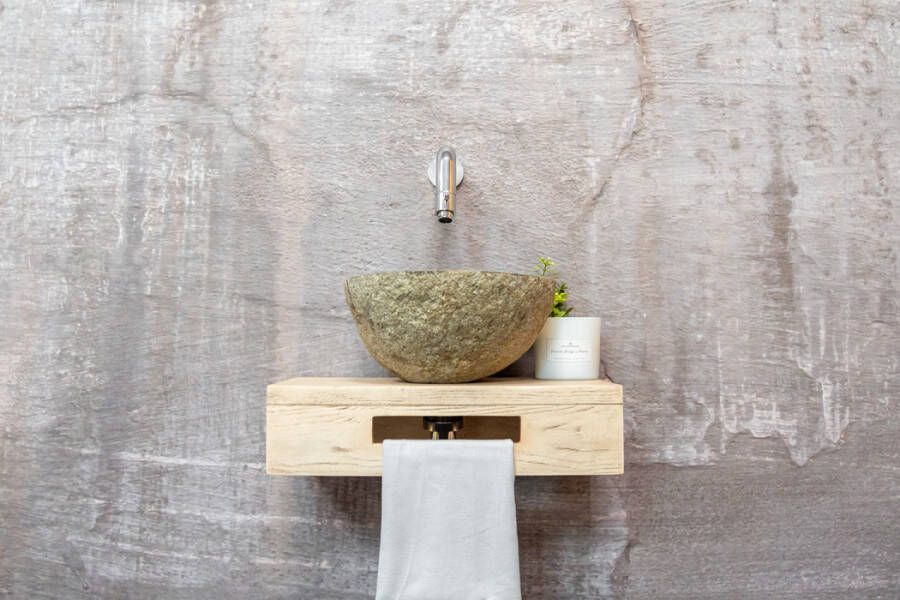 Saniclear Seba fonteinset met eiken plank rivierstenen waskom en chromen kraan voor in het toilet