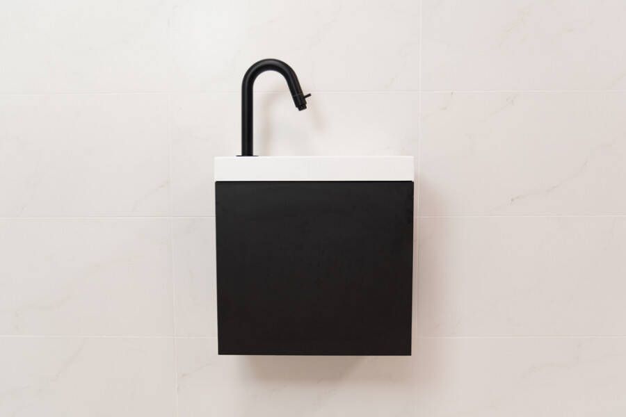SaniGoods Minimo toiletmeubel 40cm mat zwart met witte fontein met kraangat