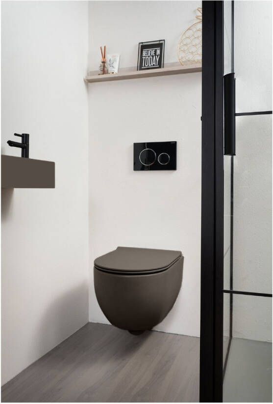 Xenz Gio randloos hangend toilet met softclose zitting bruin