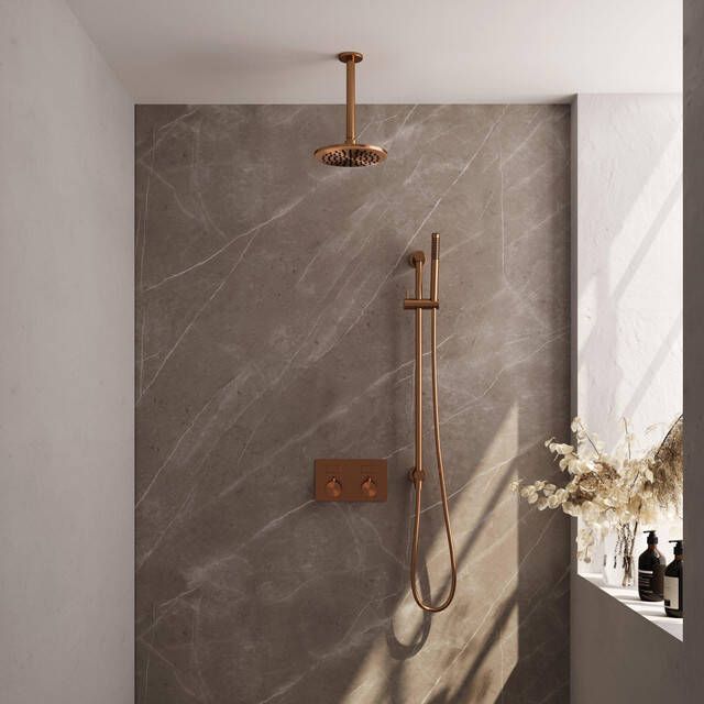 Brauer Copper Edition thermostatische inbouw regendouche met drukknoppen SET 65 met 20 cm douchekop en plafondarm en staaf handdouche en doucheslang en geïntegreerde glijstang koper geborsteld PVD