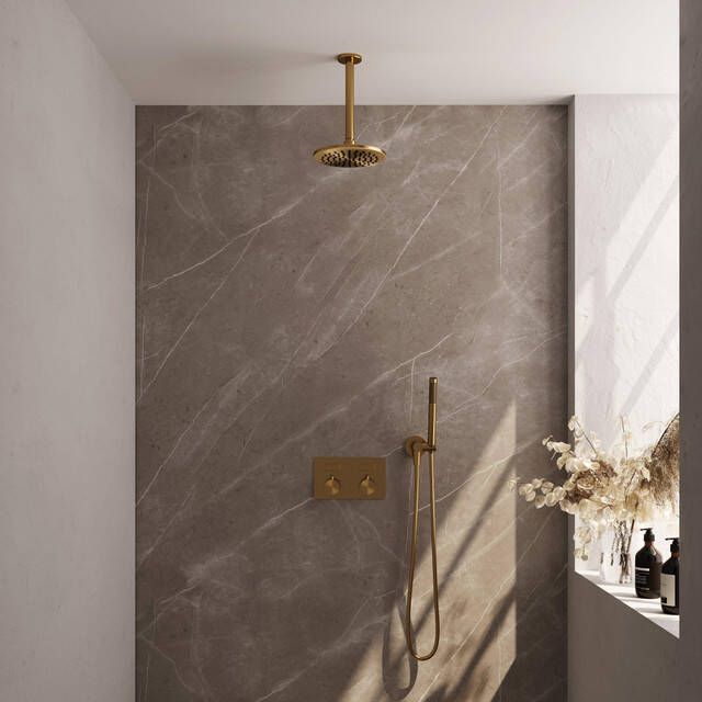 Brauer Gold Edition thermostatische inbouw regendouche met drukknoppen SET 53 met 20 cm douchekop en plafondarm en staaf handdouche en doucheslang en wandaansluitbocht goud geborsteld PVD