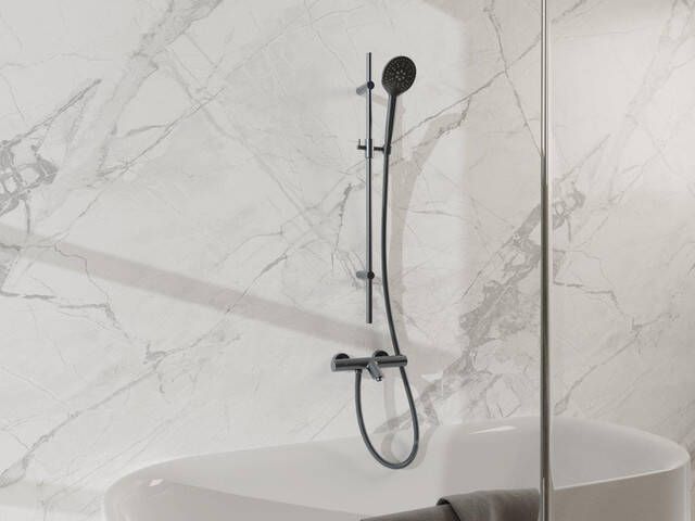 Fortifura Calvi Badkraan met glijstangset ronde handdouche metalen doucheslang geborsteld gunmetal PVD SW767491 SW799451 SW706207 SW720225