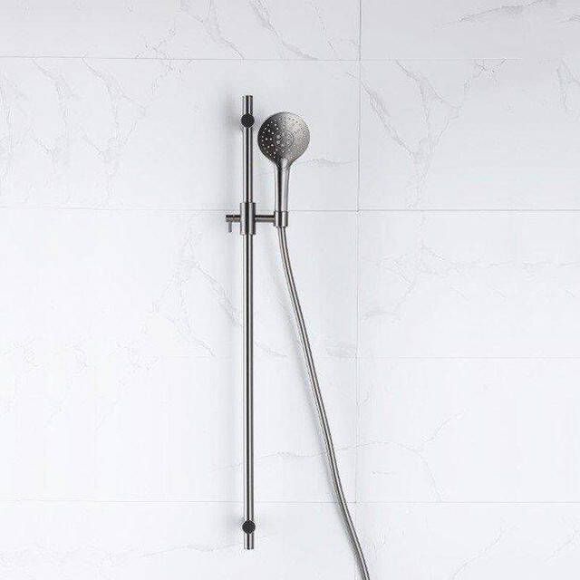 Fortifura Calvi glijstangset met ronde handdouche gladde doucheslang Geborsteld Gunmetal PVD SW767491 SW799451 SW721165