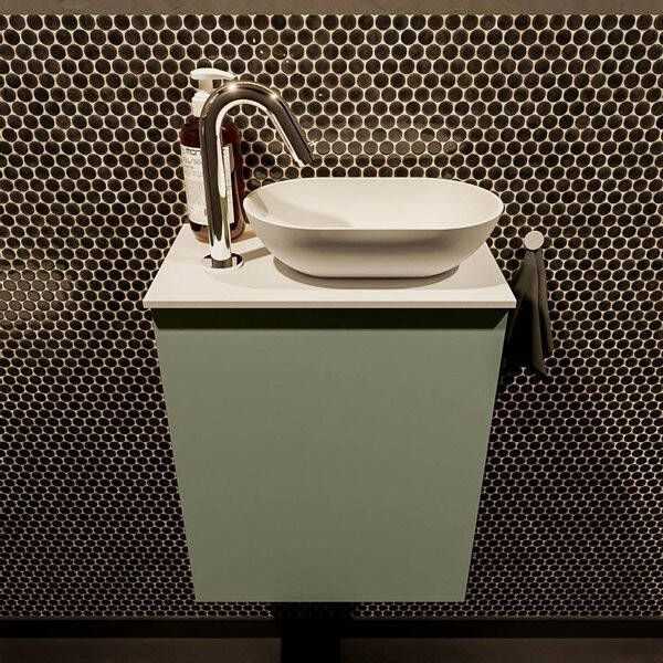Mondiaz Fowy toiletmeubel 40x50x23cm army mat 1 kraangat wasbak: rechts 1 deur solid surface met blad MDF kleur wasbak: Groen Wit FOWY59002armyarmy
