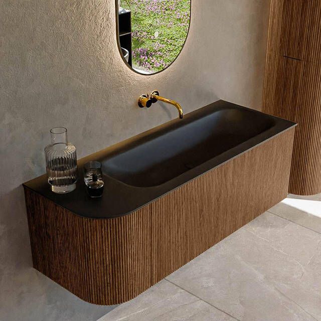 Mondiaz KURVE 125 cm Onderkast Greeploos 1 Lade Met Deuren Walnut Wastafel Solid Surface Rechts Urban 0 Kraangaten Zonder Spiegel (KRVBGM125L1L1D0KR-Wal Urb)