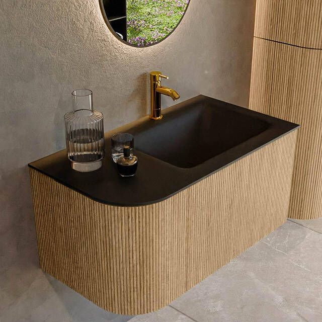 Mondiaz KURVE 85 cm Onderkast Greeploos 1 Lade Met Deuren Oak Wastafel Solid Surface Rechts Urban 1 Kraangat Zonder Spiegel (KRVCLO85L1L1D1KR-Oak Urb)