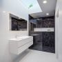 Mondiaz VICA Badkamermeubelset 150cm 2 lades wasbak Moon links 1 kraangat solid surface talc PC75341041 - Thumbnail 1