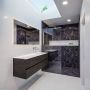 Mondiaz Vica Moon badmeubel eiken donker bruin 150 cm 2 lades solid surface enkele spoelbak rechts zonder kraangat - Thumbnail 1