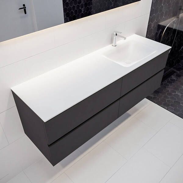 Mondiaz VICA Badkamermeubelset 150cm 4 lades wasbak Cloud rechts 1 kraangat solid surface darkgrey PC75341150