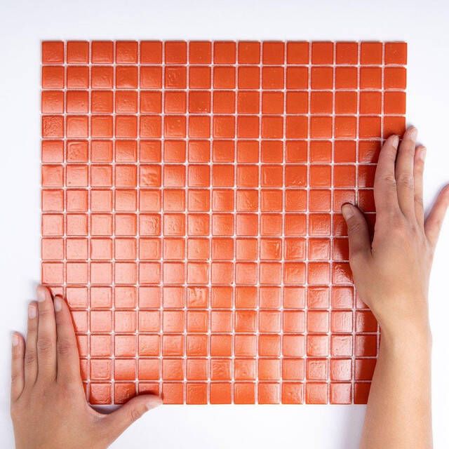 The Mosaic Factory Amsterdam mozaïektegel 2x2x0.4cm voor wand en vloer voor binnen en buiten vierkant Glas Red GM42