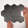 The Mosaic Factory Barcelona mozaïektegel 25.6x29.6cm wand en vloertegel Zeshoek Hexagon Porselein Black Mat AMH95317 - Thumbnail 1