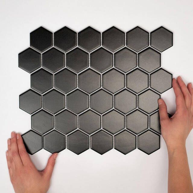 The Mosaic Factory London mozaïektegel 28.2x32.1cm wand en vloertegel Zeshoek Hexagon Porselein Black Mat LOH1017