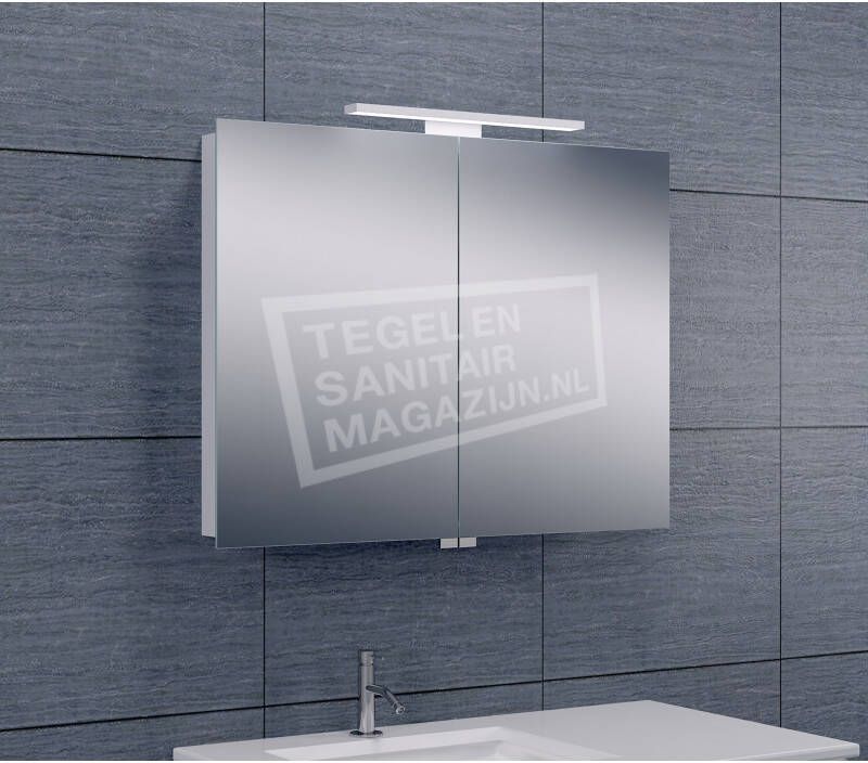 Xellanz Spiegelkast Larissa 80x60x14cm Aluminium LED Verlichting Stopcontact Binnen en Buiten Spiegel Glazen Planken online kopen