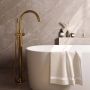 Brauer Gold Carving Staande Badkraan handdouche staaf 1 stand 2 carving knoppen PVD geborsteld goud 5-GG-084-1 - Thumbnail 3