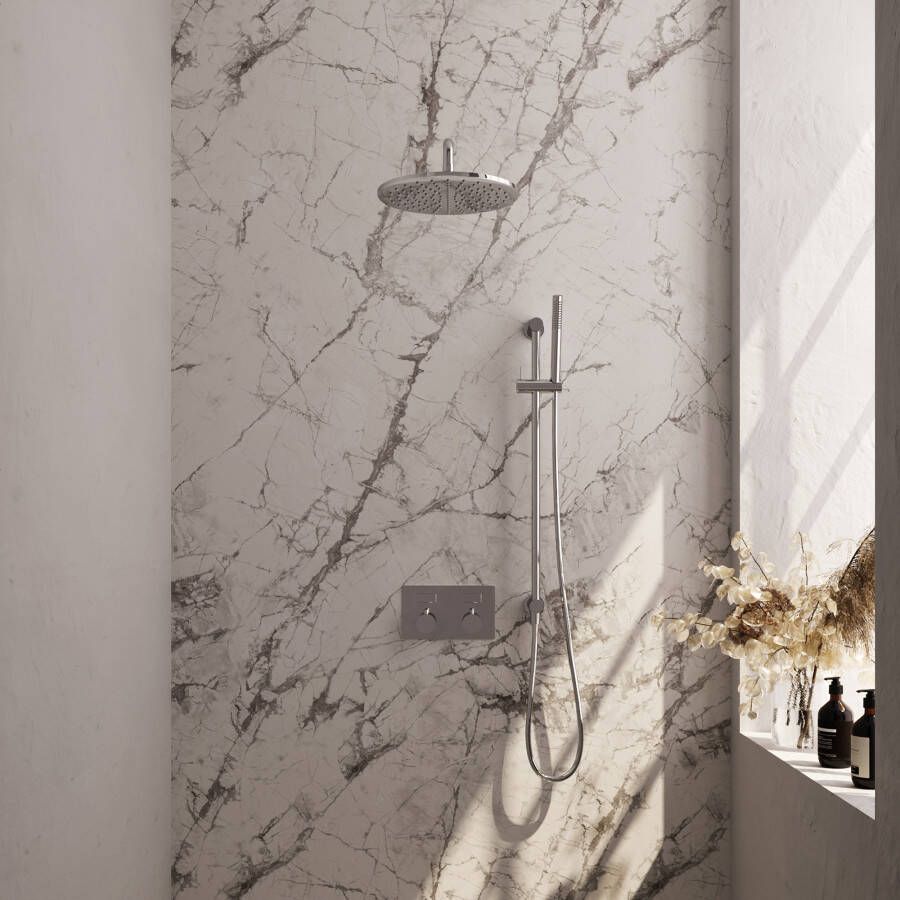 Brauer Chrome Carving thermostatische inbouw regendouche met drukknoppen SET 64 met 30 cm douchekop en gebogen muurarm en staaf handdouche en doucheslang en geïntegreerde glijstang chroom