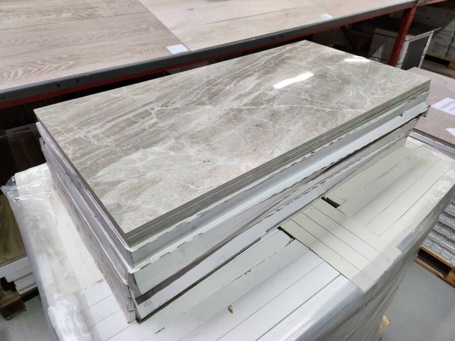 Vloertegel Kashmir Taupe gepolijst 45x90 rett.
