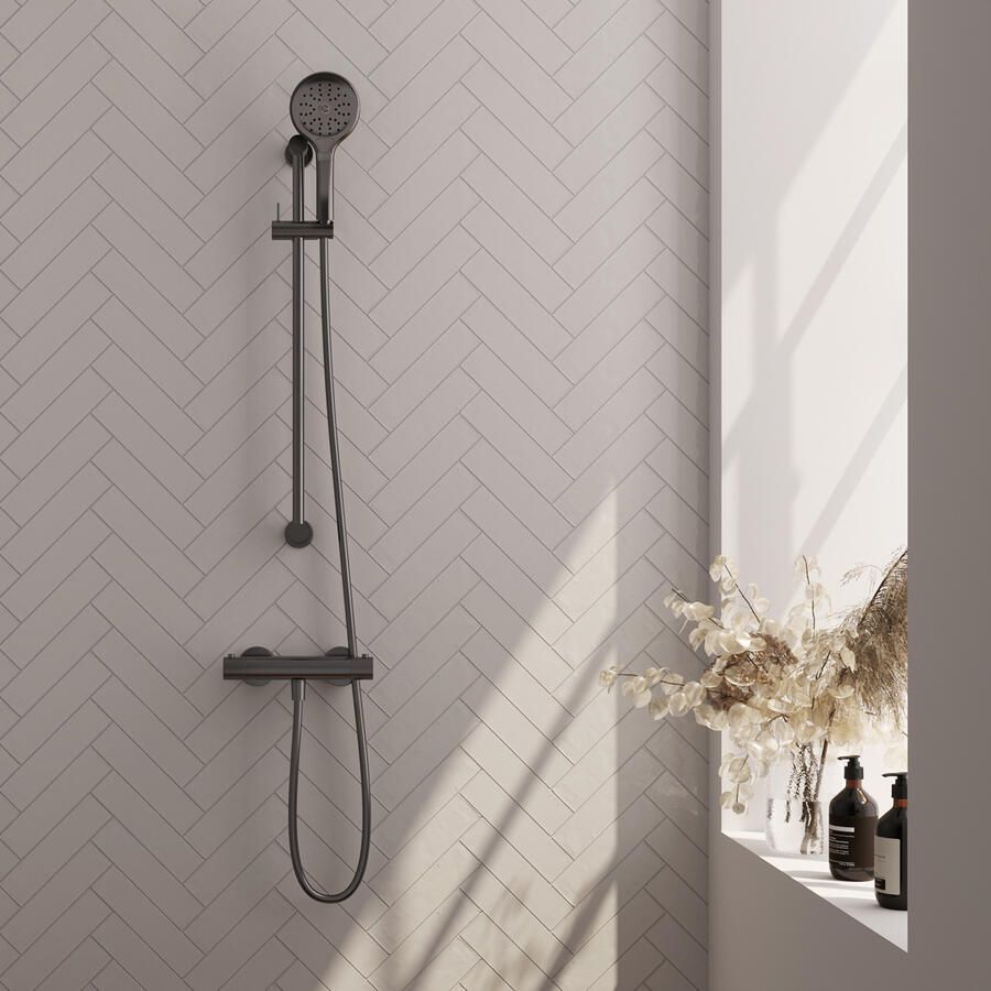 Brauer Stripe opbouw douche thermostaatkraan SET 02 met glijstang en 3-standen handdouche en doucheslang gunmetal geborsteld PVD