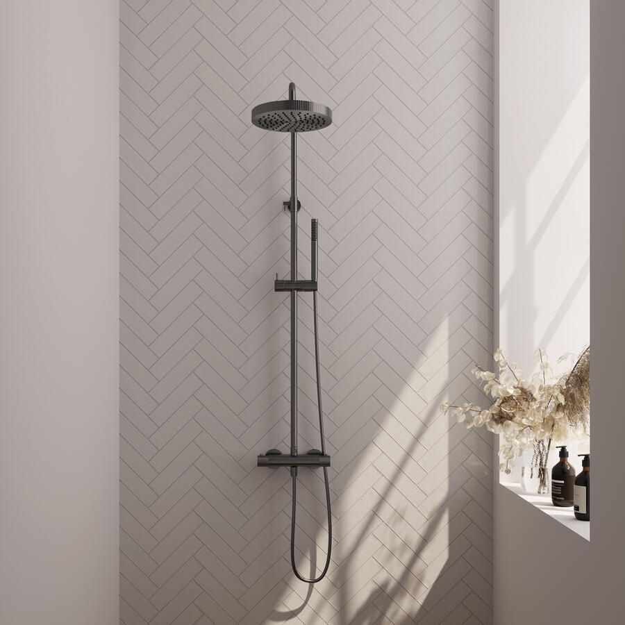 Brauer Stripe opbouw thermostatische regendouche SET 01 met 25 cm hoofddouche en staaf handdouche en doucheslang gunmetal geborsteld PVD