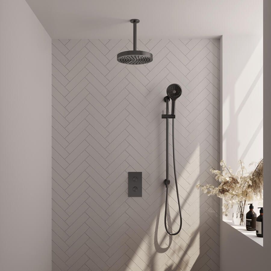 Brauer Stripe thermostatische inbouw regendouche 3-weg rechthoekig SET 24 met 25 cm douchekop en plafondarm en 3-standen handdouche en doucheslang en geintegreerde glijstang gunmetal geborsteld PVD