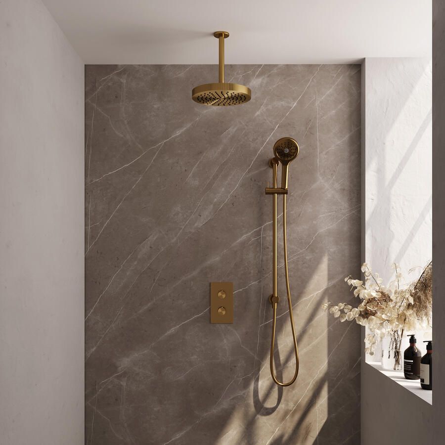 Brauer Stripe thermostatische inbouw regendouche 3-weg rechthoekig SET 24 met 25 cm douchekop en plafondarm en 3-standen handdouche en doucheslang en geintegreerde glijstang goud geborsteld PVD