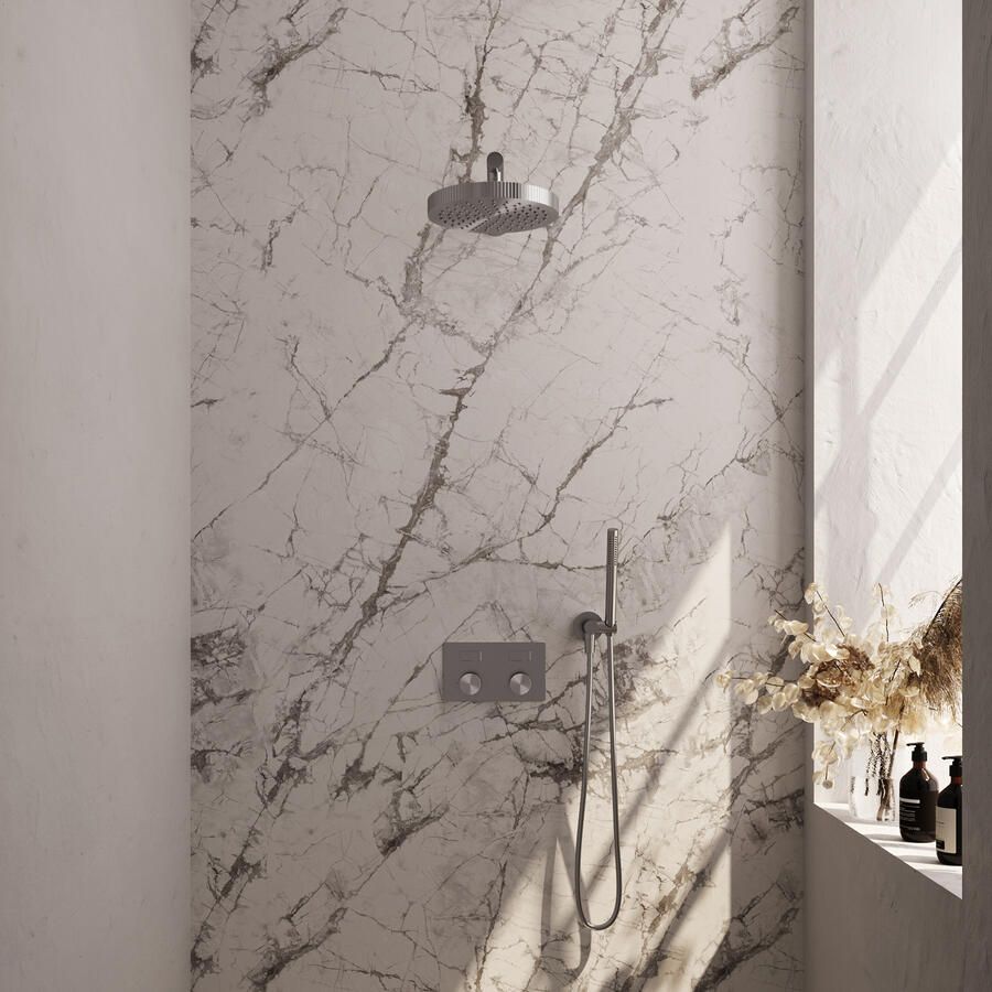 Brauer Stripe thermostatische inbouw regendouche met drukknoppen SET 25 met 25 cm douchekop en rechte muurarm en staaf handdouche en doucheslang en wandaansluitbocht RVS-kleurig geborsteld PVD