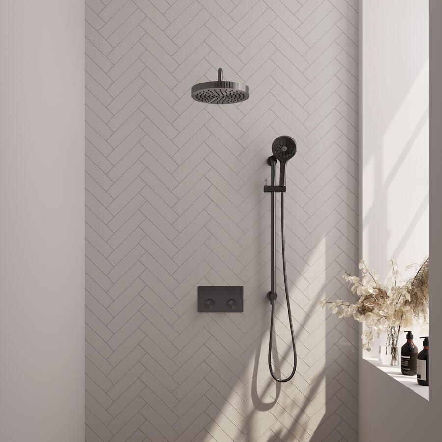 Brauer Stripe thermostatische inbouw regendouche met drukknoppen SET 35 met 25 cm douchekop en gebogen muurarm en 3-standen handdouche en doucheslang en geintegreerde glijstang gunmetal geborsteld PVD