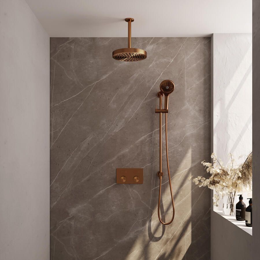 Brauer Stripe thermostatische inbouw regendouche met drukknoppen SET 36 met 25 cm douchekop en plafondarm en 3-standen handdouche en doucheslang en geintegreerde glijstang koper geborsteld PVD