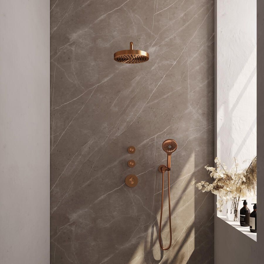 Brauer Stripe thermostatische inbouw regendouche SET 05 met 25 cm douchekop en gebogen muurarm en 3-standen handdouche en doucheslang en wandaansluitbocht koper geborsteld PVD