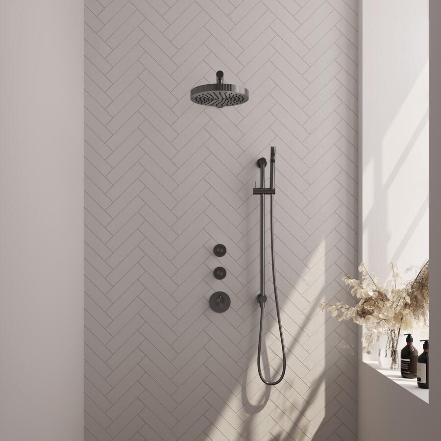 Brauer Stripe thermostatische inbouw regendouche SET 07 met 25 cm douchekop en rechte muurarm en staaf handdouche en doucheslang en geintegreerde glijstang gunmetal geborsteld PVD