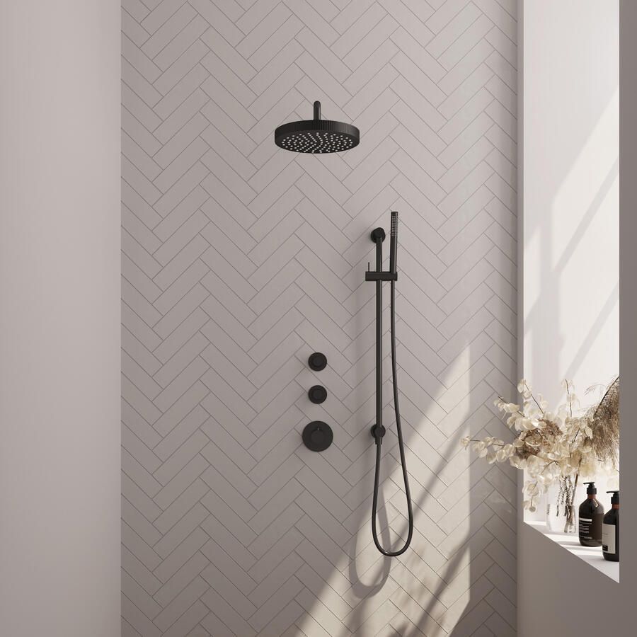 Brauer Stripe thermostatische inbouw regendouche SET 08 met 25 cm douchekop en gebogen muurarm en staaf handdouche en doucheslang en geintegreerde glijstang mat zwart
