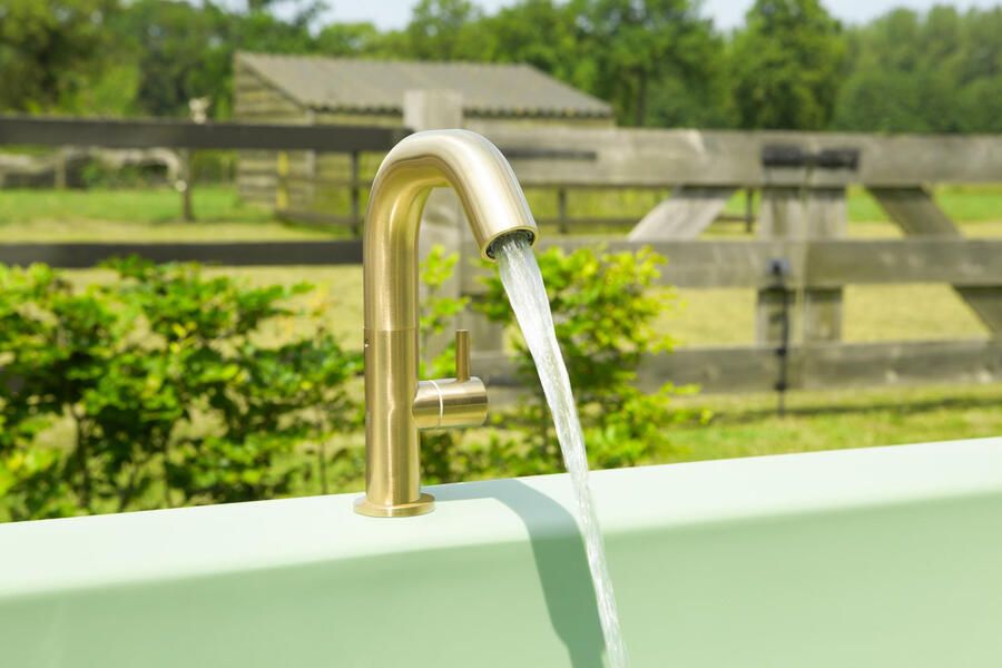 Gardentub kraan 21cm geborsteld messing (goud) 216613