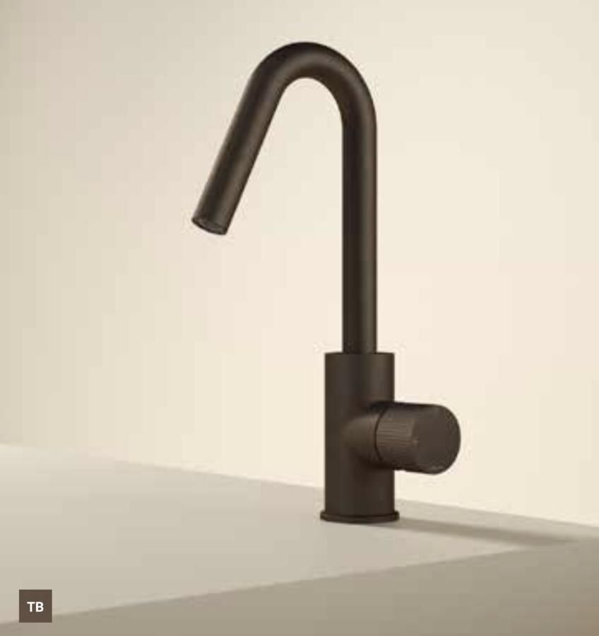 Hotbath GUY Wastafelmengkraan met draaibare uitloop Tuscan Bronze