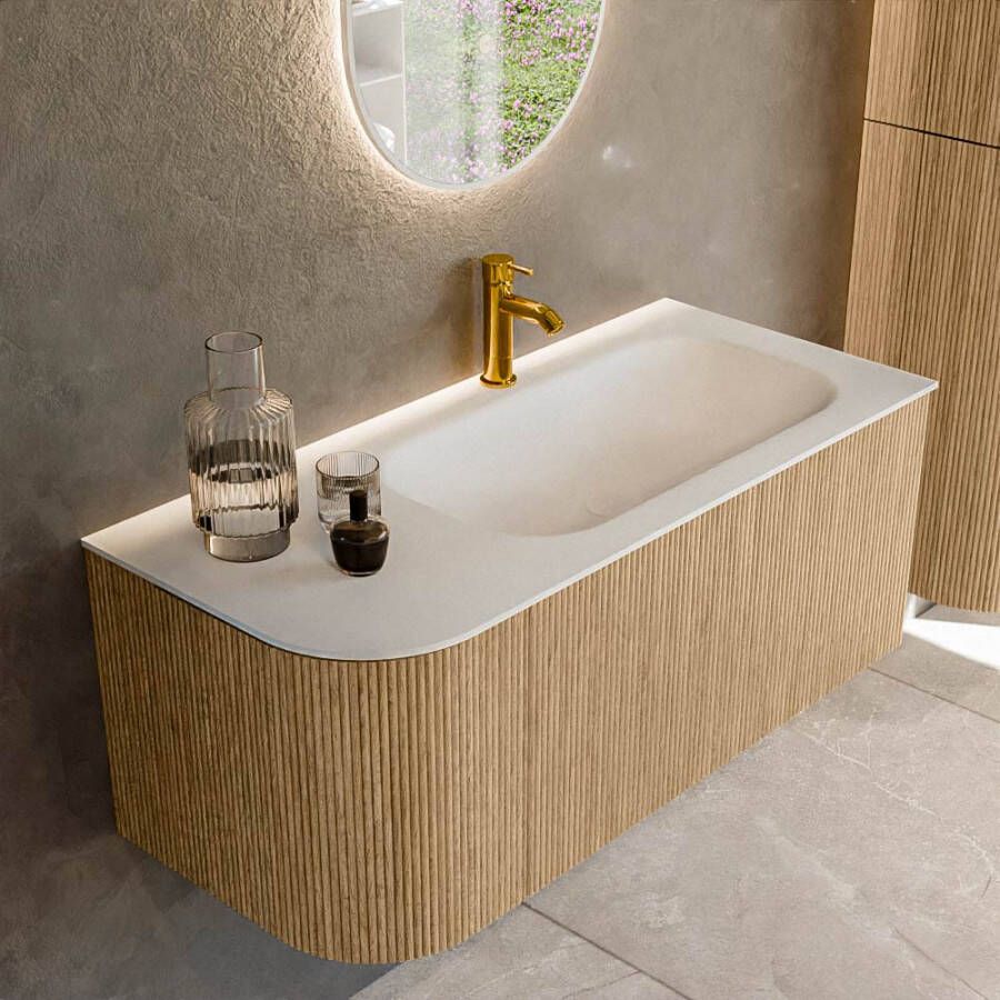 Mondiaz KURVE 105 cm Onderkast Greeploos 1 Lade Met Deuren Oak Wastafel Solid Surface Rechts Talc 1 Kraangat Zonder Spiegel (KRVBGS105L1L1D1KR-Oak Tal)