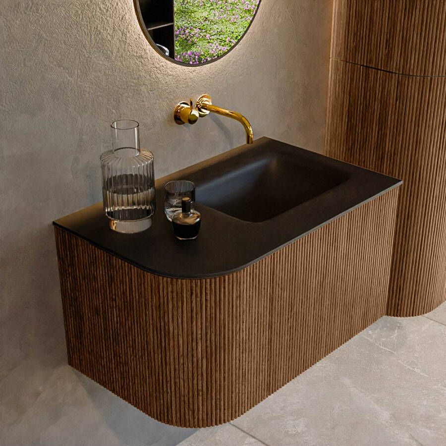 Mondiaz KURVE 75 cm Onderkast Greeploos 1 Lade Met Deuren Walnut Wastafel Solid Surface Rechts Urban 0 Kraangaten Zonder Spiegel (KRVGRU75L1L1D0KR-Wal Urb)