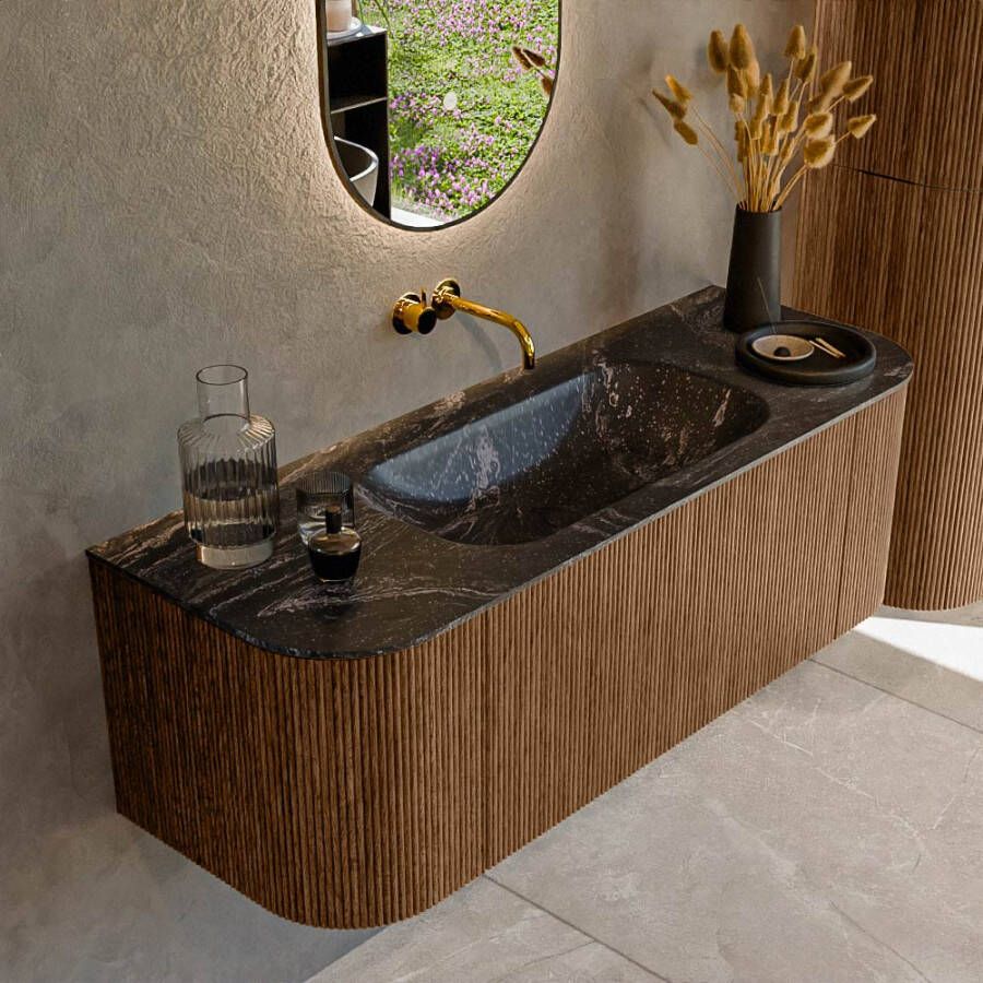 Mondiaz KURVE-DLUX 130cm badmeubel met module 25 Len R kleur Walnut met 1 lade en 2 deuren. Wastafel BIG SMALL midden zonder kraangat kleur Lava. KRVBGS130L+R1L2D0KM-Wal Lav