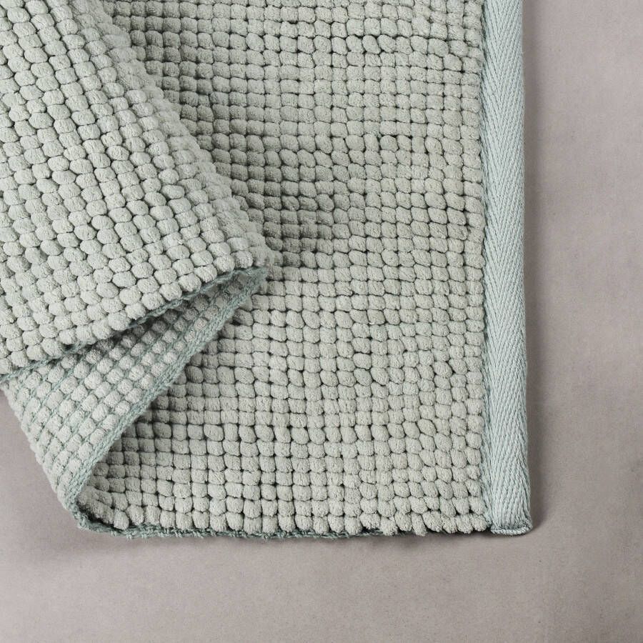 Differnz Candore badmat geschikt voor vloerverwarming 100% microfiber 50 x 80 cm licht groen
